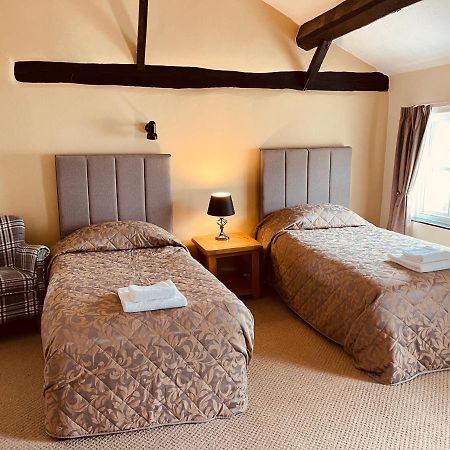 Cain Valley Hotel Llanfyllin Екстер'єр фото